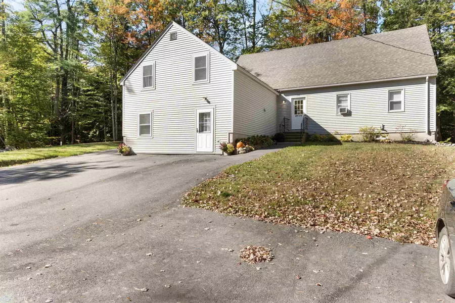 31 Woodlawn AVE, Hillsborough, NH 03244