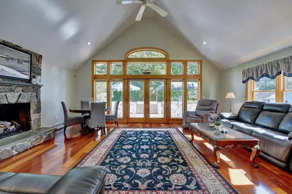 Rye, NH 03870,47 Gray CT