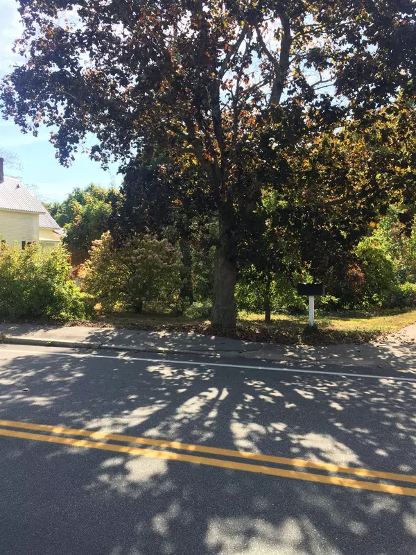 Laconia, NH 03246,436 Elm ST