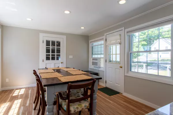 Hampton, NH 03842,752 Exeter RD