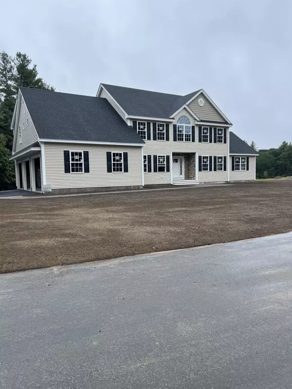 9 Cornstalk LN, Pelham, NH 03076