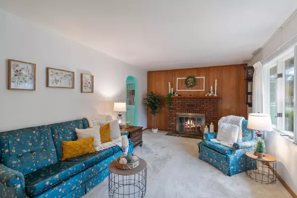 South Burlington, VT 05403,17 Hanover ST