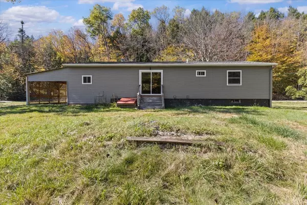 Duxbury, VT 05676,1910 Stevens Brook RD