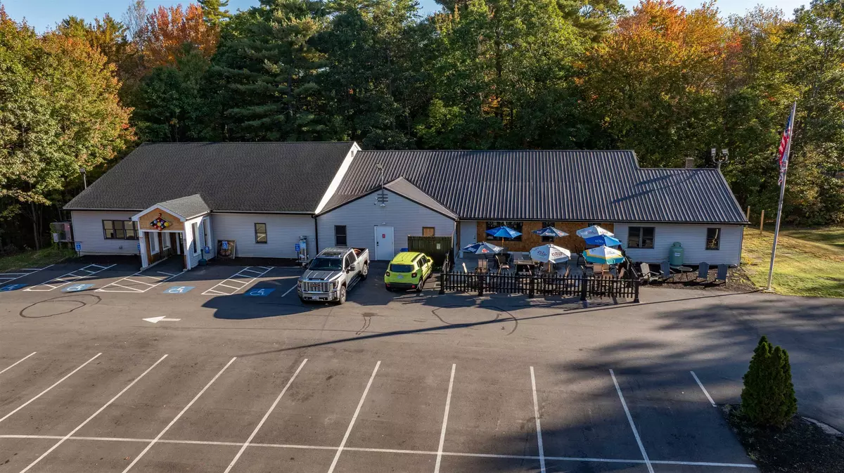 Rochester, NH 03868,43 Highland ST