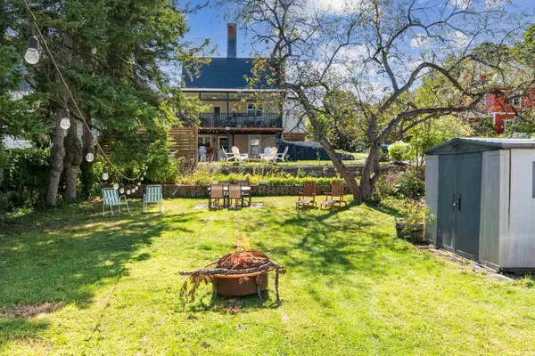 Barre City, VT 05641-4228,49 Hill ST