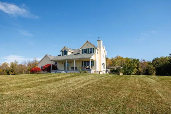 Grand Isle, VT 05458,2 Maynard CT