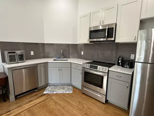 Brattleboro, VT 05301,4 Elliot ST #7