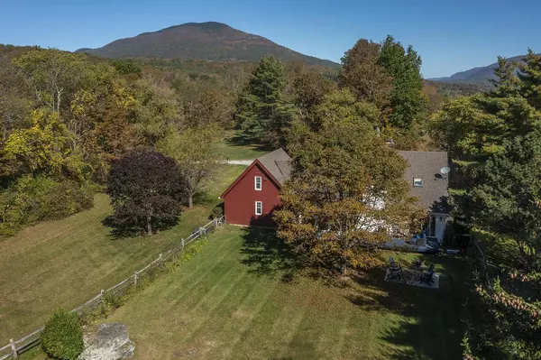 Manchester, VT 05255,158 Upland Downs RD