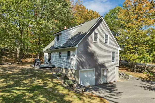 Alton, NH 03810,135 Alton Mountain RD