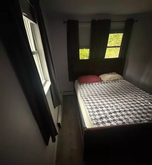 New Ipswich, NH 03071,7 Beechwood RD