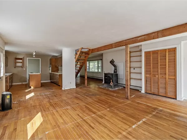 Shelburne, VT 05482,5272 Spear ST