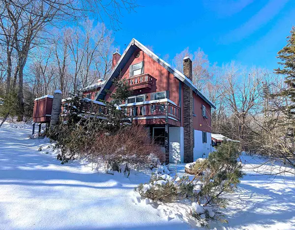 Dover, VT 05356,7 Pine Tree LN