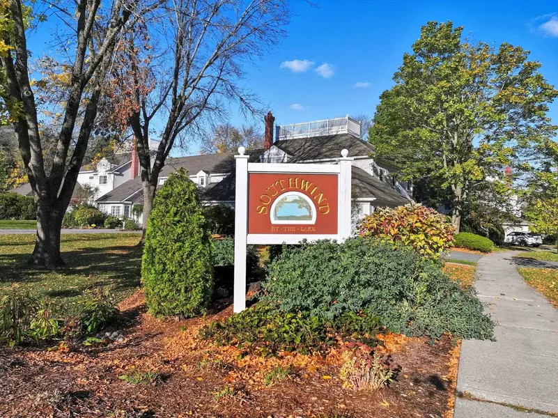 3 Southwind DR, Burlington, VT 05401