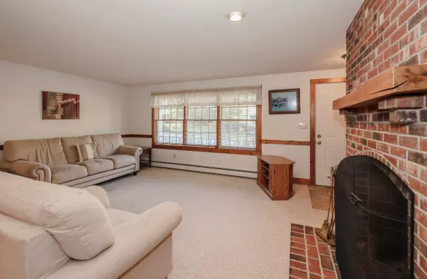 Goffstown, NH 03045,35 Foch ST