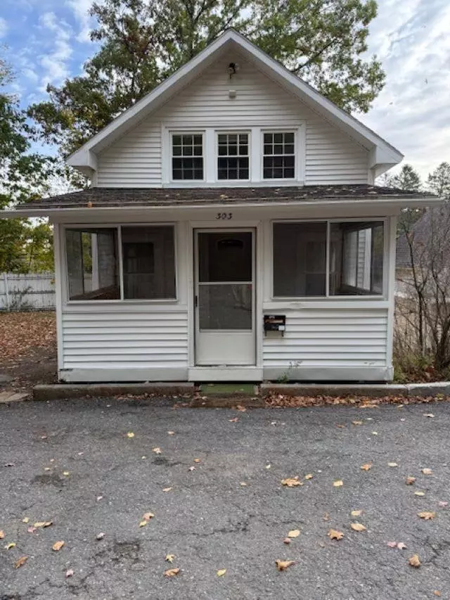 Concord, NH 03301,303 N State ST