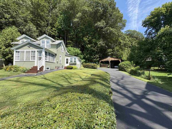 184 Hazen ST, Hartford, VT 05001