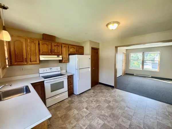 Hillsborough, NH 03244,31 Central ST #G