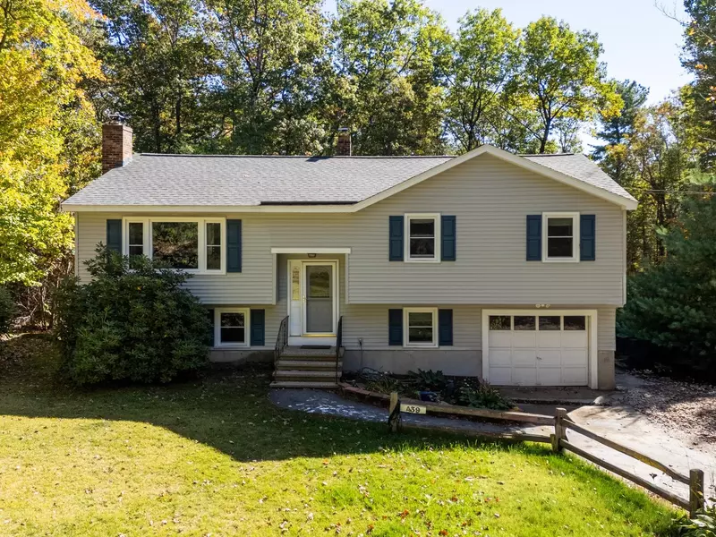 439 Pendleton LN, Londonderry, NH 03053