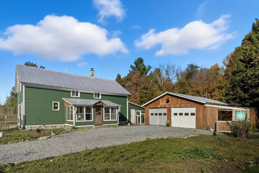 84 Beebe Hill RD, Milton, VT 05468