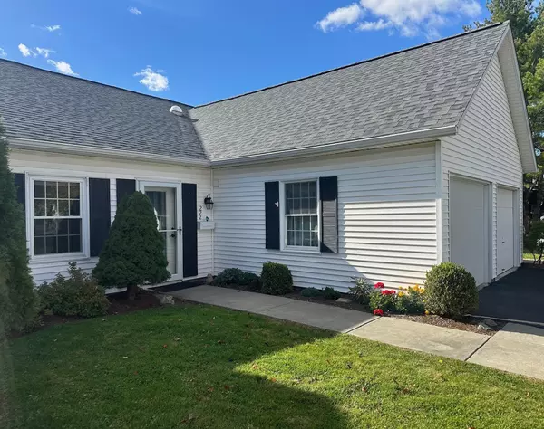222 Eastview CIR, Williston, VT 05495