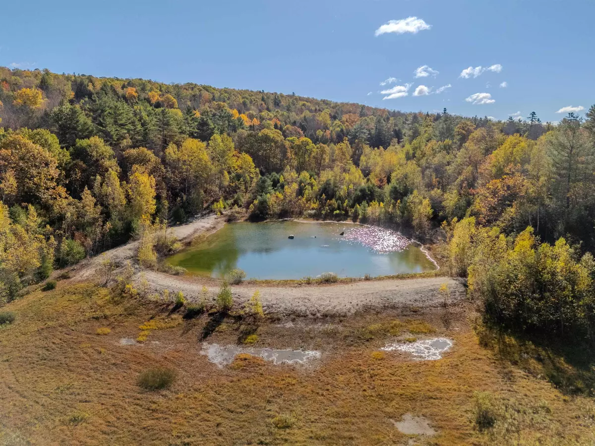 Enfield, NH 03748,639 Bog RD