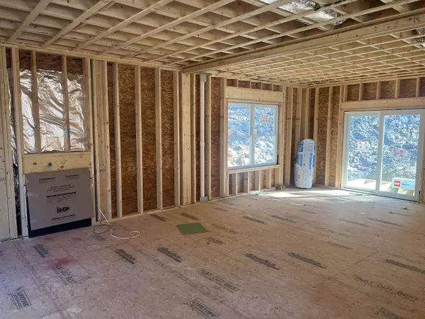 Merrimack, NH 03054,105 Seaverns Bridge RD