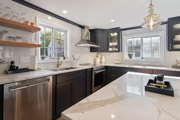 Portsmouth, NH 03801,199 McDonough ST