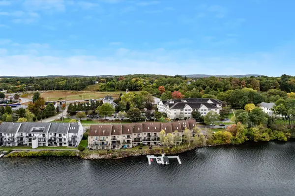 Manchester, NH 03102,51 River Front DR #2