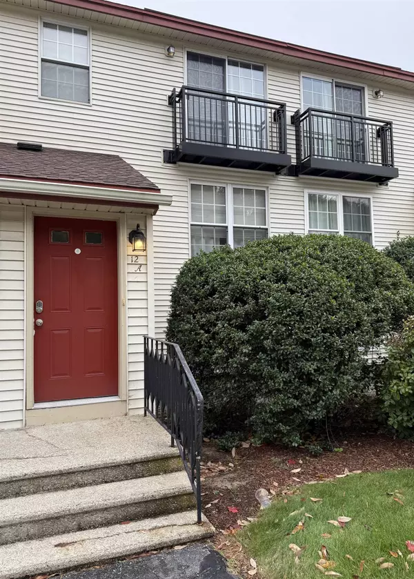 12 East Ridge RD #A, Merrimack, NH 03054