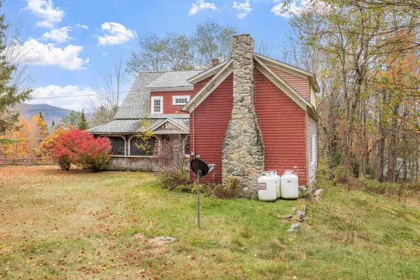 Whitefield, NH 03598,284 Twin Mountain RD