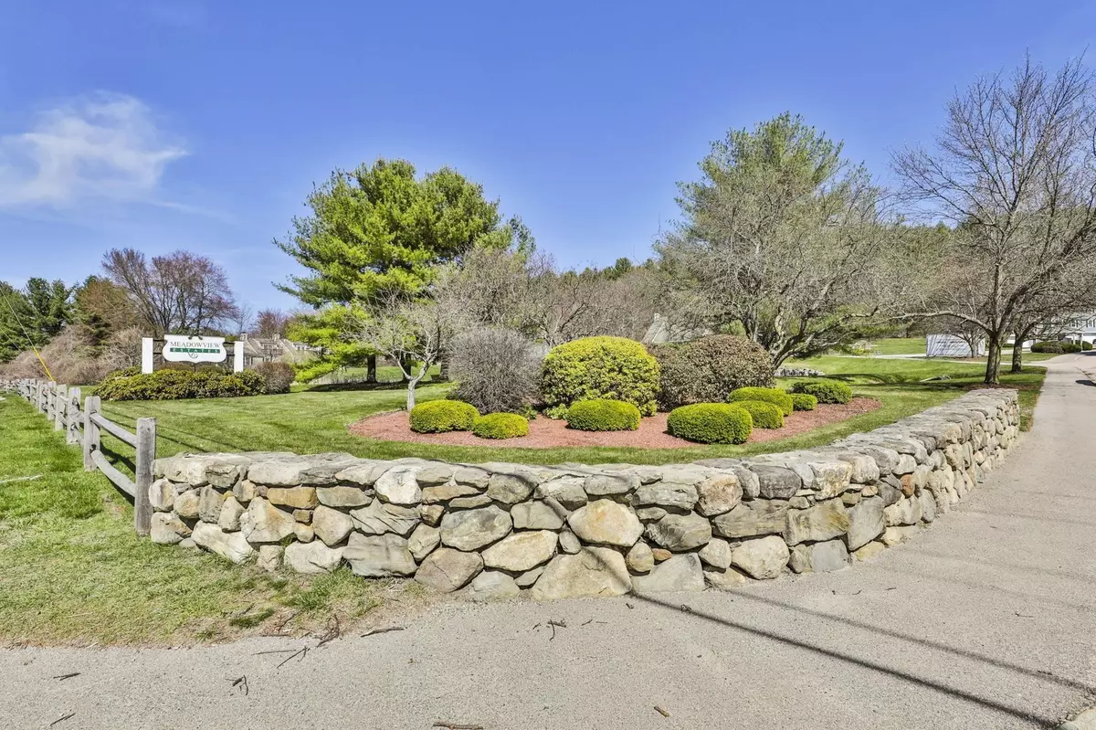 Nashua, NH 03062,37 Cadogan WAY