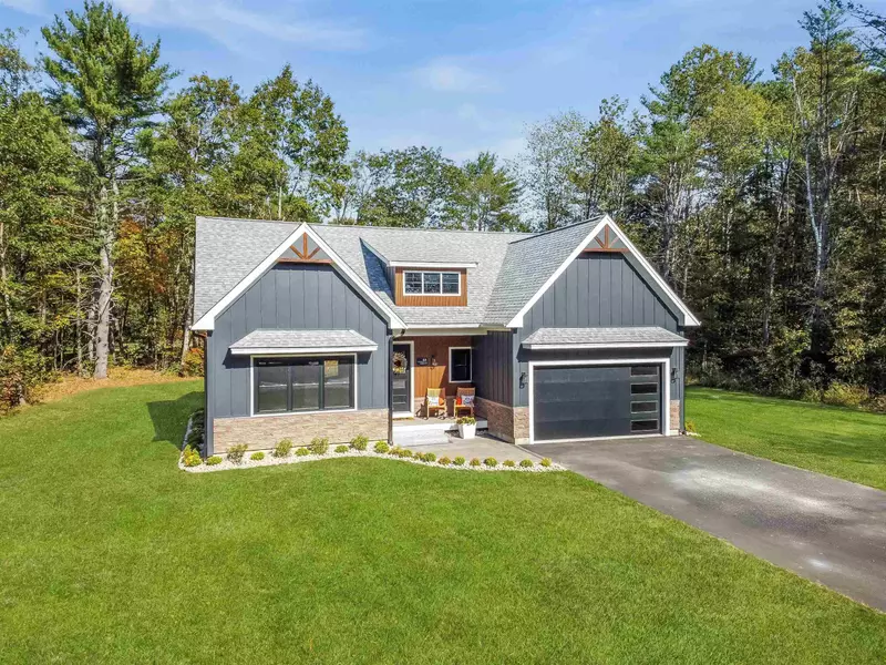 64 Fairway DR, Ashland, NH 03217