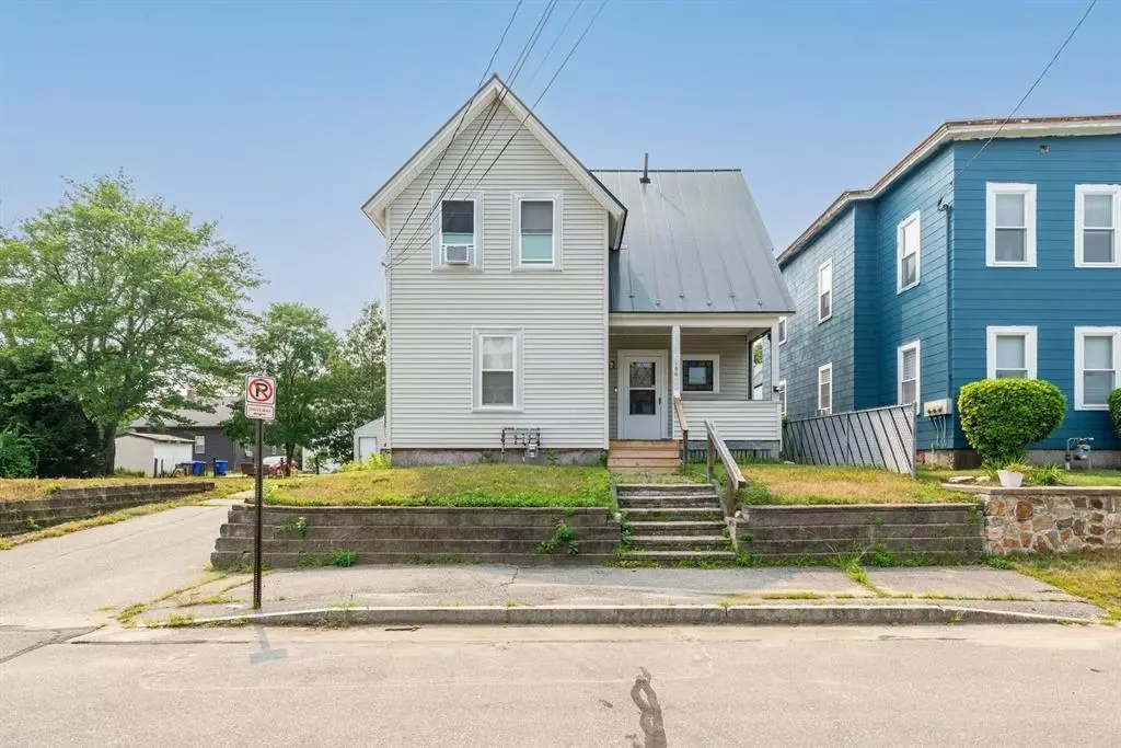 Manchester, NH 03102,106 Bismark ST