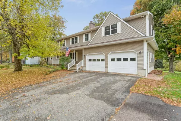 8 Margaret ST, Essex, VT 05452