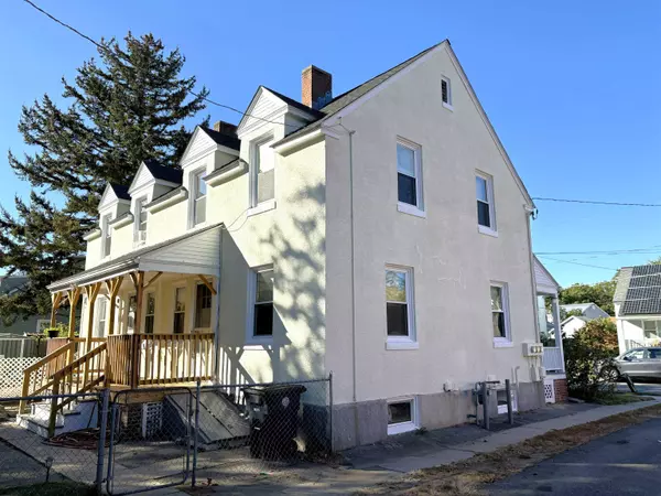 Nashua, NH 03060,32-34 Grand AVE