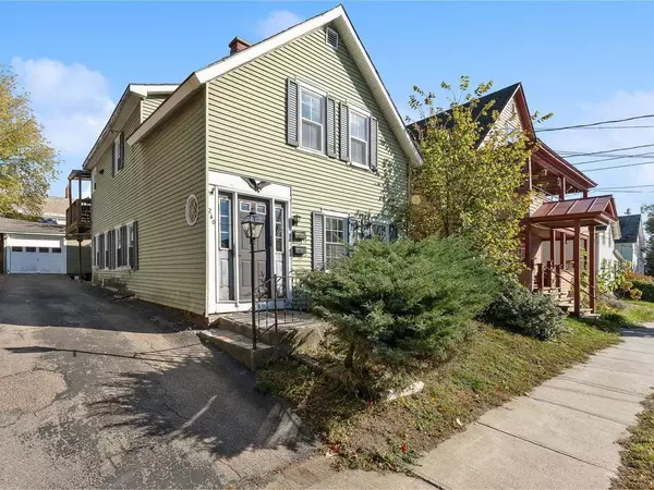 Burlington, VT 05401,240 North Willard ST