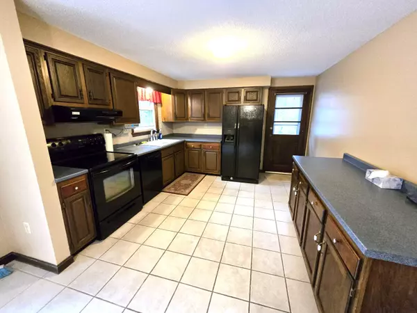 Concord, NH 03301,4 Venne CIR