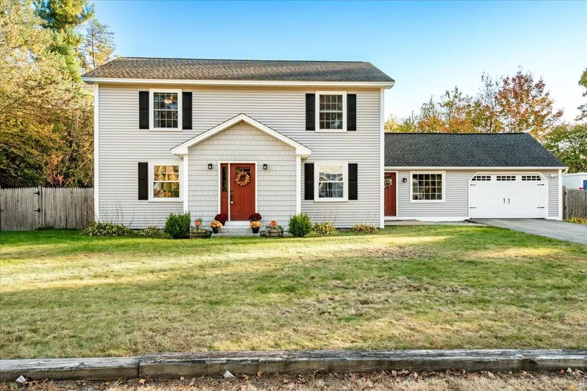 Bedford, NH 03110,11 Palomino LN