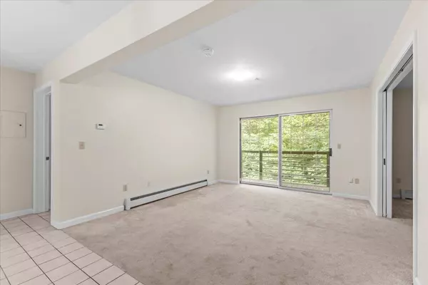 Burlington, VT 05401,203 Hildred DR