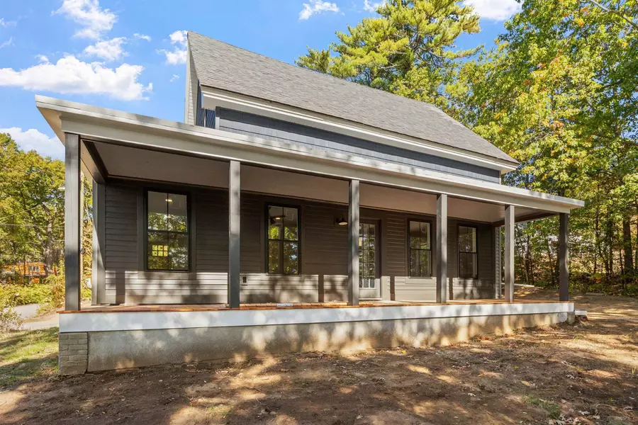 7 Mudgett AVE, Meredith, NH 03253