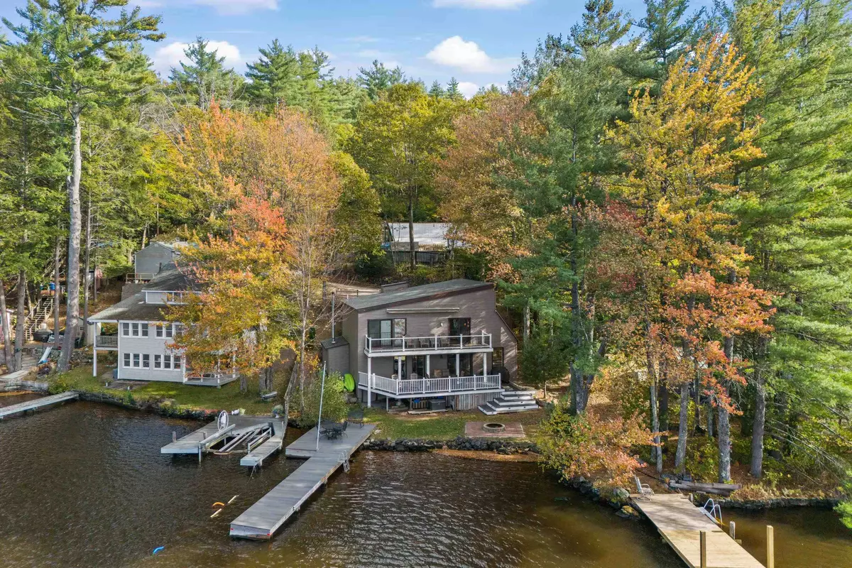 Weare, NH 03281,108 East Shore DR