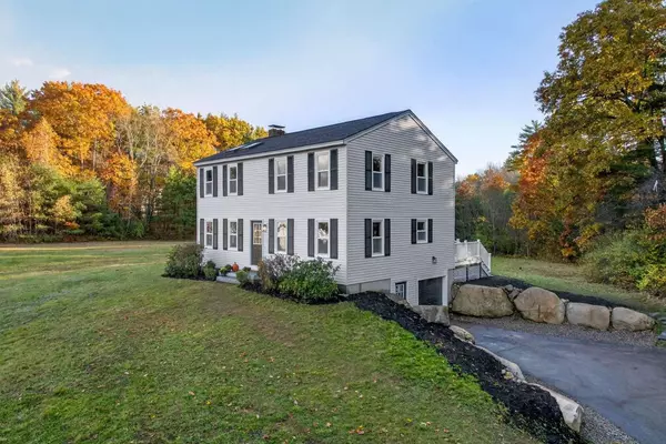 16 Little River RD, Nottingham, NH 03290