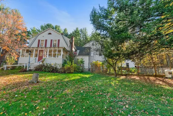 Woodstock, VT 05091,598 East Woodstock RD