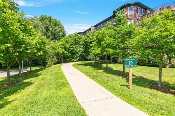 Burlington, VT 05408,117 Claire Pointe RD