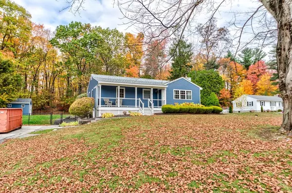 Atkinson, NH 03811,11 Sleepy Hollow RD