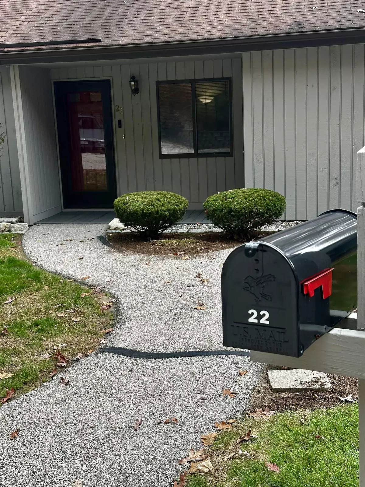 Merrimack, NH 03054,22 Essex Green CT