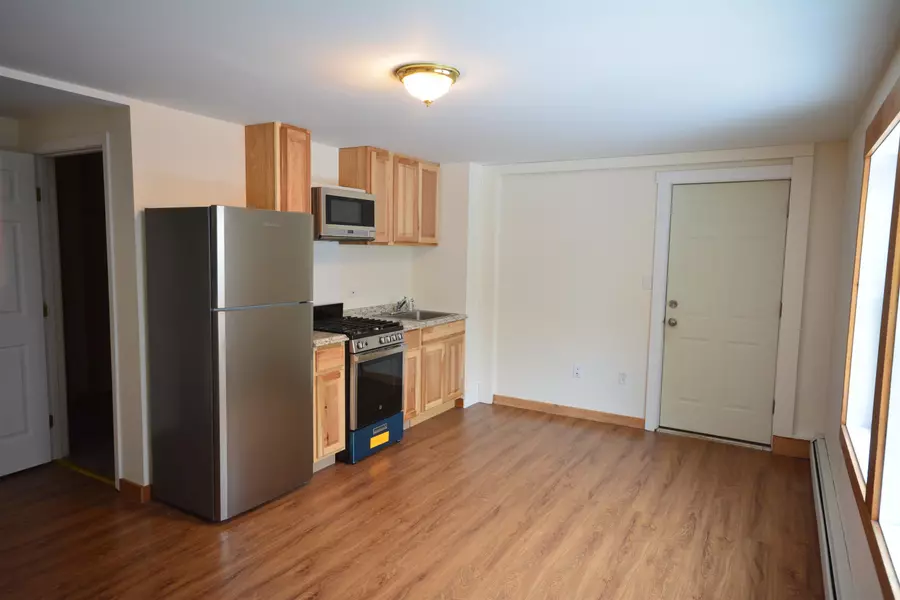 7 Sunnyview DR #Unit B, Ossipee, NH 03864