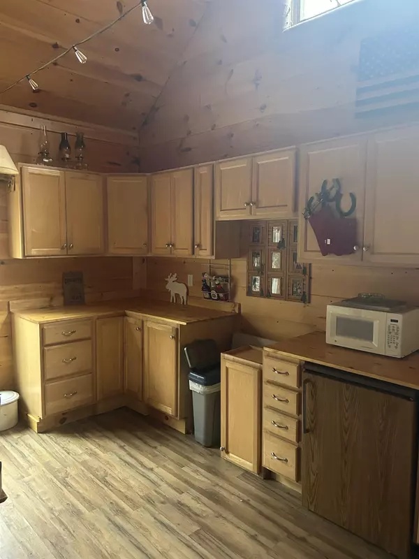 Errol, NH 03579,50 Hampshire Woods LOOP