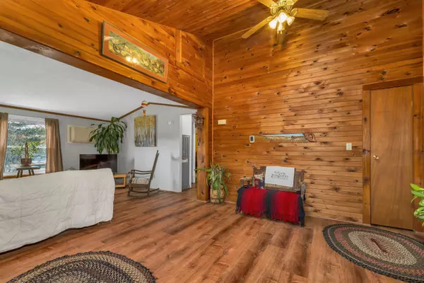 Concord, NH 03303,9 Duke LN