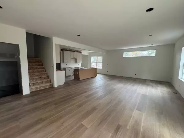 Hudson, NH 03051,33A Griffin RD